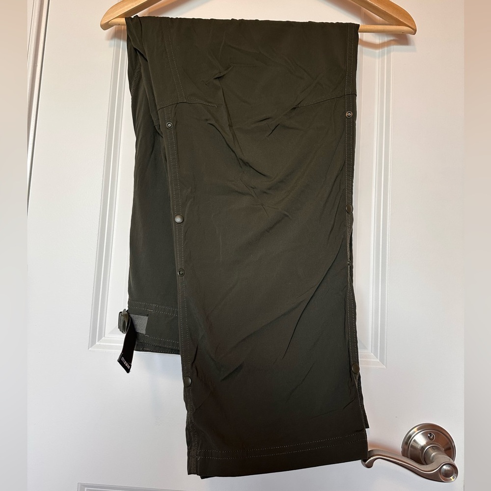 REI Co-op Olive Green Convertible Pants, Men’s size 36 x 30.